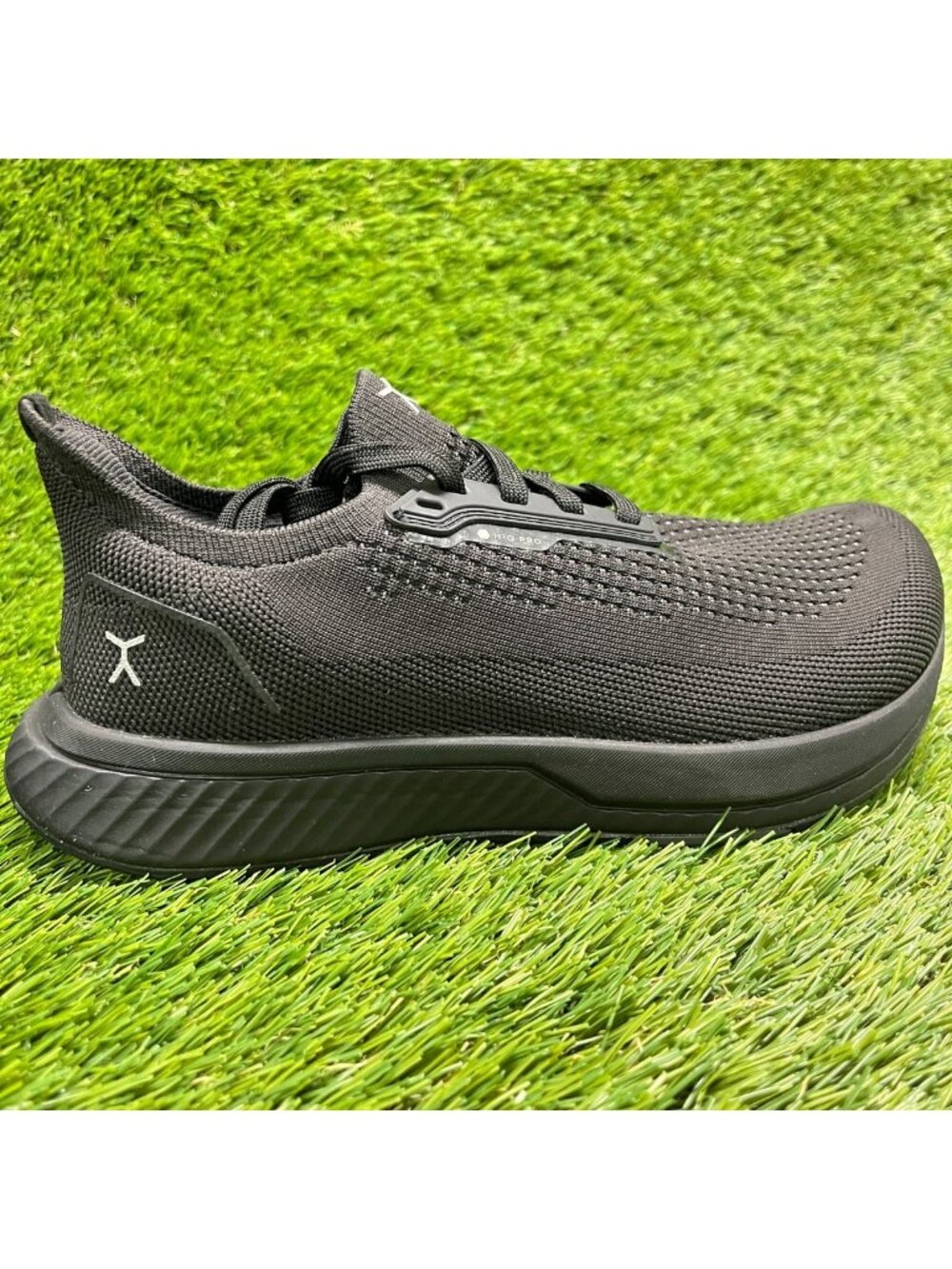 Flux Adapt Runner H2O Pro Black Womens Size 6.5 Athletic Running Shoes Sneakers